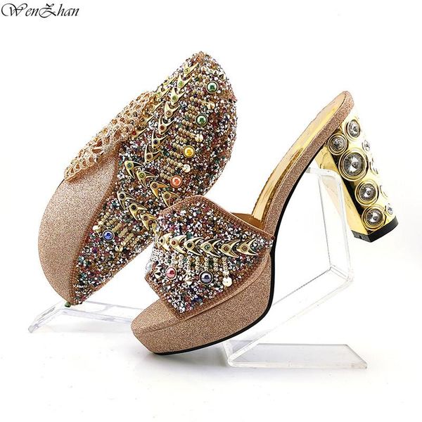 dress shoes latest party ladies high heel and bag set fashion metal fish bone decorated with colorful rhinestone in peach b210-20, Black
dress shoes latest party ladies high heel and bag set fashion metal fish bone decorated with colorful rhinestone in peach b210-20, Black