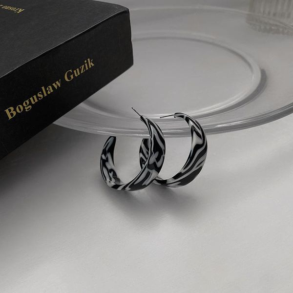 hoop & huggie lovoacc high street black white color resin earrings for women girls c shape geometric chunky stylish accessories, Golden;silver
hoop & huggie lovoacc high street black white color resin earrings for women girls c shape geometric chunky stylish accessories, Golden;silver