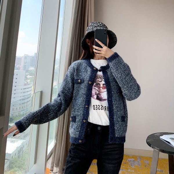 2021 new women vogue elegant fine sweater hit color cardigan leisure warm sleeve long high-end chic exquisite finishing atz8, White;black
2021 new women vogue elegant fine sweater hit color cardigan leisure warm sleeve long high-end chic exquisite finishing atz8, White;black
