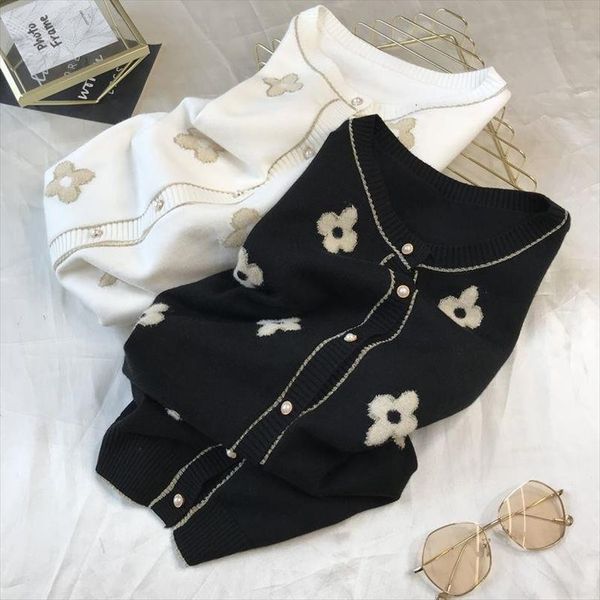 xiaoxiangfeng cardigan womens thin spring women sweaters bright silk gold line round neck knitted top, White;black
xiaoxiangfeng cardigan womens thin spring women sweaters bright silk gold line round neck knitted top, White;black