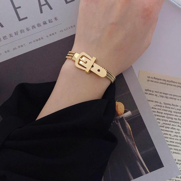 dangle & chandelier trendy belt buckle bracelet female net red with the same simple and versatile titanium steel multi-layer niche design, Silver
dangle & chandelier trendy belt buckle bracelet female net red with the same simple and versatile titanium steel multi-layer niche design, Silver