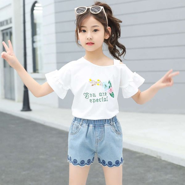wear girls' new suit 2021 children's summer denim shorts t-shirt fashionable two piece set fashion, White
wear girls' new suit 2021 children's summer denim shorts t-shirt fashionable two piece set fashion, White