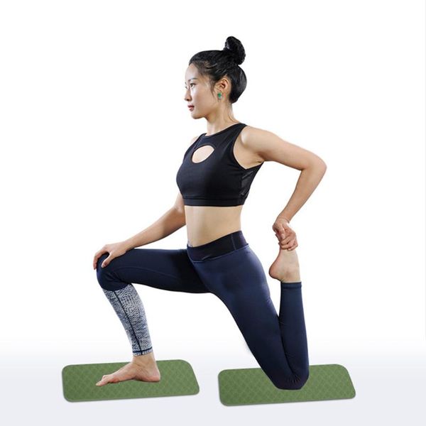 2pcs/set yoga knee pads wrist hips elbows support mats fitness sport cushion protector body building equipment
2pcs/set yoga knee pads wrist hips elbows support mats fitness sport cushion protector body building equipment