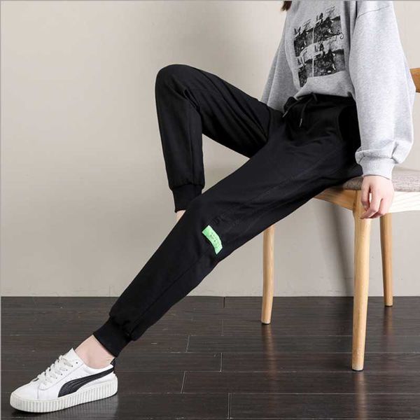 women's pants & capris spring women sportswear side stripes cotton joggings sweatpants sports jogging casual harem x2055, Black;white
women's pants & capris spring women sportswear side stripes cotton joggings sweatpants sports jogging casual harem x2055, Black;white