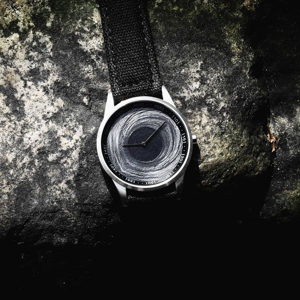 wristwatches enmex design wristwatch canvas strap waterproof creative stainless steel case black hole outline face quartz sport watch, Slivery;brown
wristwatches enmex design wristwatch canvas strap waterproof creative stainless steel case black hole outline face quartz sport watch, Slivery;brown
