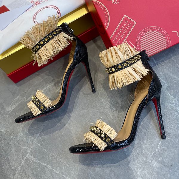 fashion trend popular womens sandals with heels rivets causal non-slip summer slippers flip flops slipper with original box, Black
fashion trend popular womens sandals with heels rivets causal non-slip summer slippers flip flops slipper with original box, Black