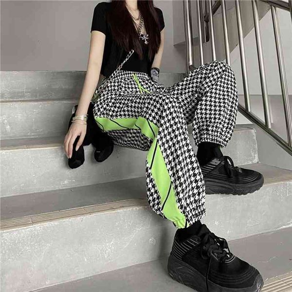 streetwear sweatpants baggy harajuku women pants korean style joggers plaid sports design summer techwear trousers, Black;white
streetwear sweatpants baggy harajuku women pants korean style joggers plaid sports design summer techwear trousers, Black;white