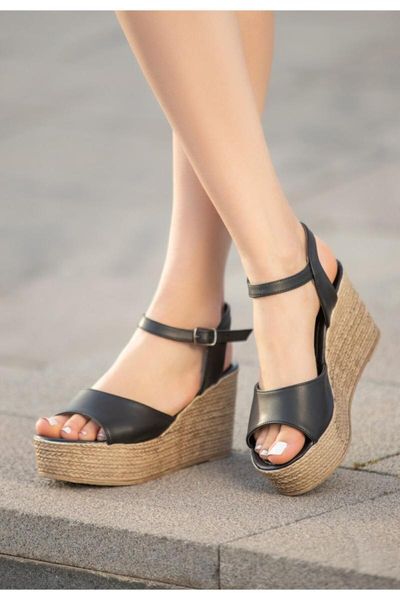 sandals olivie black skin wedges
sandals olivie black skin wedges