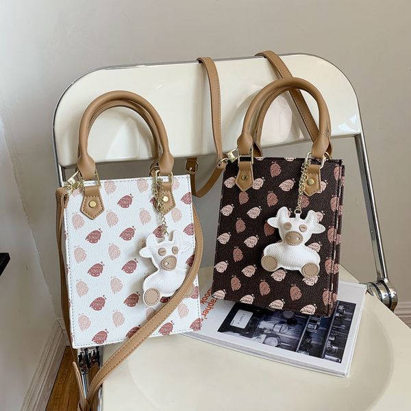 daily bag advanced texture bag womens bag 2021 new fashion all-match shopping daypack net red printing messenger small square
daily bag advanced texture bag womens bag 2021 new fashion all-match shopping daypack net red printing messenger small square