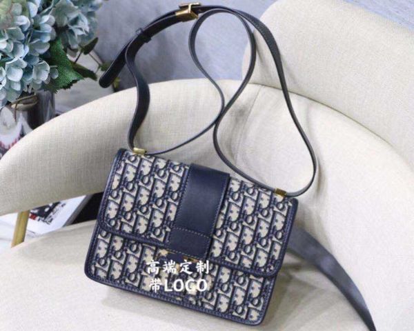 dijia 21 new classic embroidery montaigne 30montaigne old flower box cd chain women's handbag zly
dijia 21 new classic embroidery montaigne 30montaigne old flower box cd chain women's handbag zly