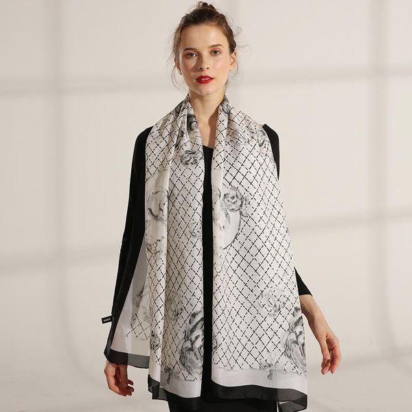 scarves 2021 autumn silk scarf for women various styles and trends of british style, Blue;gray
scarves 2021 autumn silk scarf for women various styles and trends of british style, Blue;gray