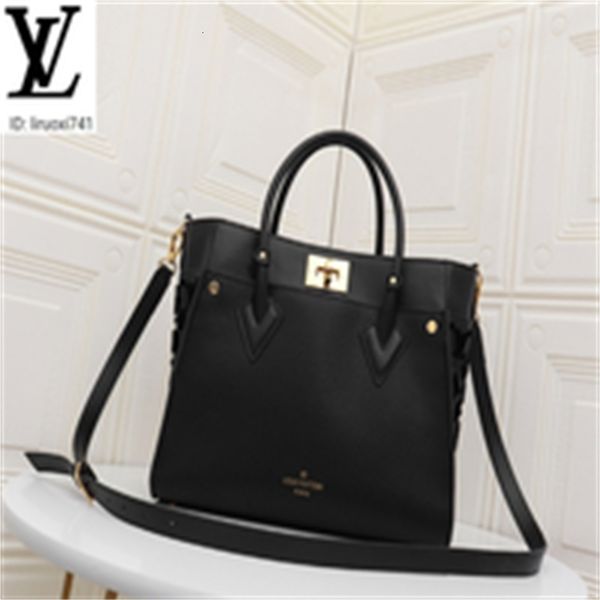brand designer luxury 5h40 m53825-1 new embroidered tote black women handbags iconic bags handles shoulder bags totes cross body bag clu, Red;black
brand designer luxury 5h40 m53825-1 new embroidered tote black women handbags iconic bags handles shoulder bags totes cross body bag clu, Red;black