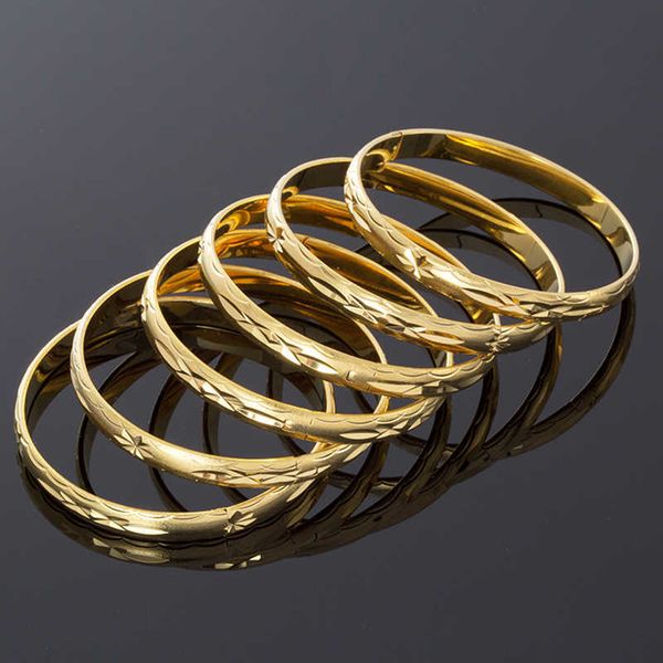 8mm 6pcs/lot gold bangles with charm copper african bangles for women wedding jewelry dubai luxury bracelets&bangels q0720, Black
8mm 6pcs/lot gold bangles with charm copper african bangles for women wedding jewelry dubai luxury bracelets&bangels q0720, Black