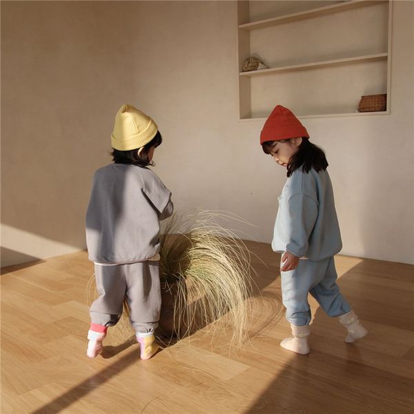 boys' korean wear 2021 girls' spring children's casual cotton sweater suit baby sportswear, Black;white
boys' korean wear 2021 girls' spring children's casual cotton sweater suit baby sportswear, Black;white