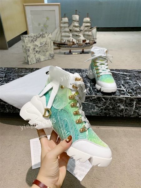 2021 luxury design white mens women casual shoes colorful soles letter printing flat sneakers classic outdoor ladies sneakers rx211027, Black
2021 luxury design white mens women casual shoes colorful soles letter printing flat sneakers classic outdoor ladies sneakers rx211027, Black