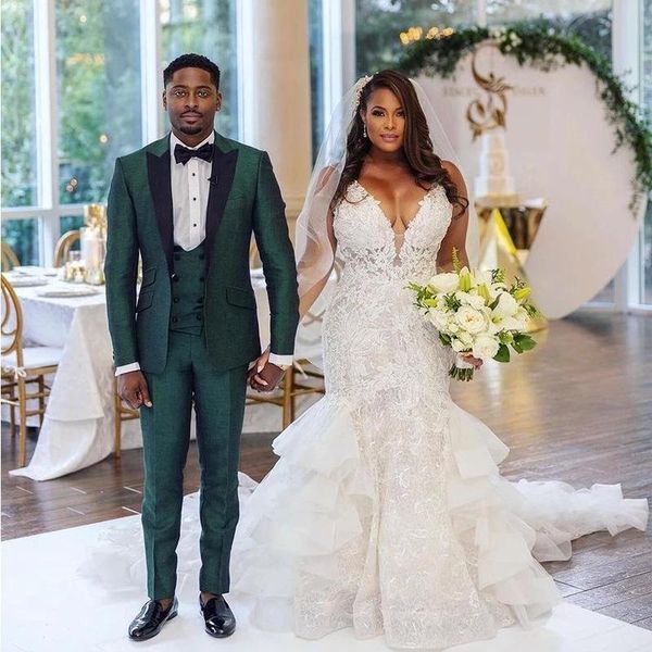 men's suits & blazers est green bridegroom wedding costume homme men tuxedos slim fit groom prom terno masculino 3pcs blazer jacket+pan, White;black
men's suits & blazers est green bridegroom wedding costume homme men tuxedos slim fit groom prom terno masculino 3pcs blazer jacket+pan, White;black