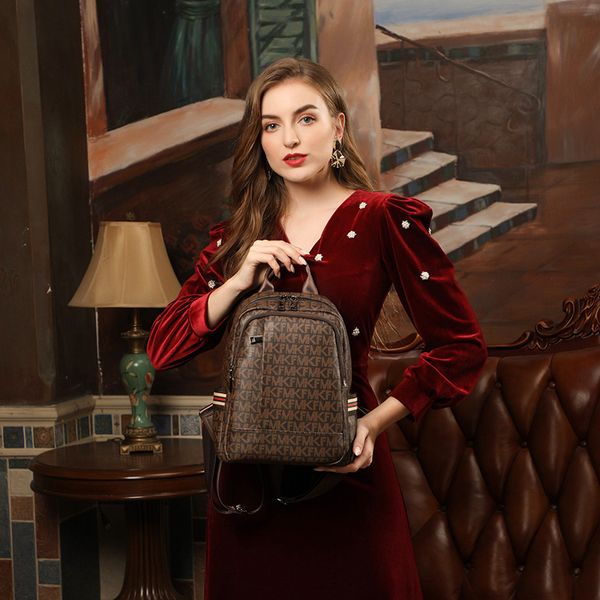 foreign style printed backpack women's spring and summer fashion large capacity leisure schoolbag
foreign style printed backpack women's spring and summer fashion large capacity leisure schoolbag