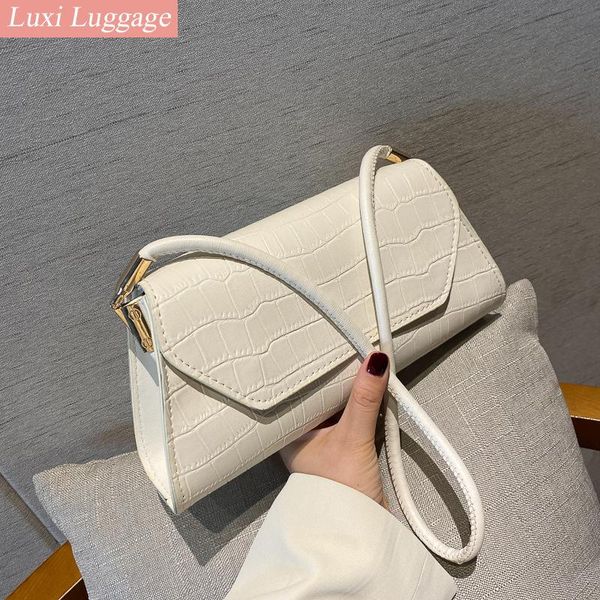 shoulder bags soft crocodile pattern pu leather for women simple armpit bag lady handbags trend solid color travel hand
shoulder bags soft crocodile pattern pu leather for women simple armpit bag lady handbags trend solid color travel hand