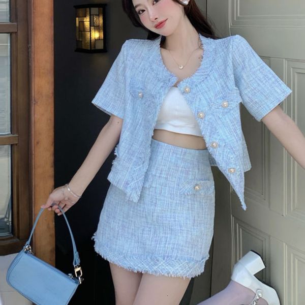 two piece dress vintage elegant skirt suits 2021 fashion tweed set women crop jacket coat + 2 outfits vd3g, White
two piece dress vintage elegant skirt suits 2021 fashion tweed set women crop jacket coat + 2 outfits vd3g, White