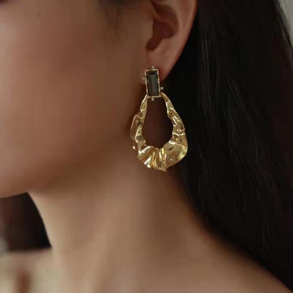 stud french vintage plated gold crystal exaggerate irregular metal drop earring for women girls party travel jewelry, Golden;silver
stud french vintage plated gold crystal exaggerate irregular metal drop earring for women girls party travel jewelry, Golden;silver
