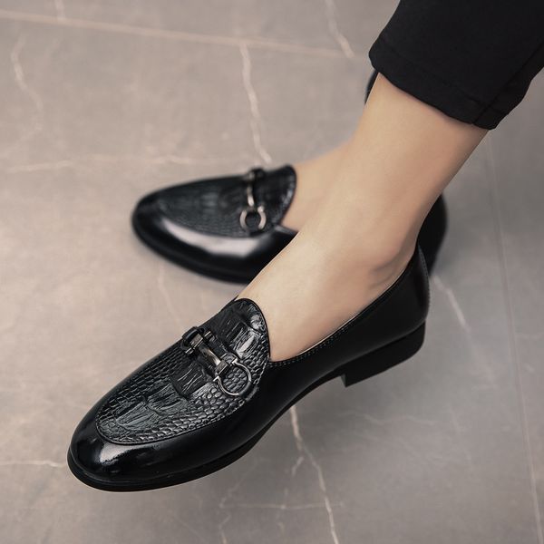 size 464748 cross-border large size pointed leather shoes-british trend mens casual leather shoes slip-on slip on shoes, Black
size 464748 cross-border large size pointed leather shoes-british trend mens casual leather shoes slip-on slip on shoes, Black