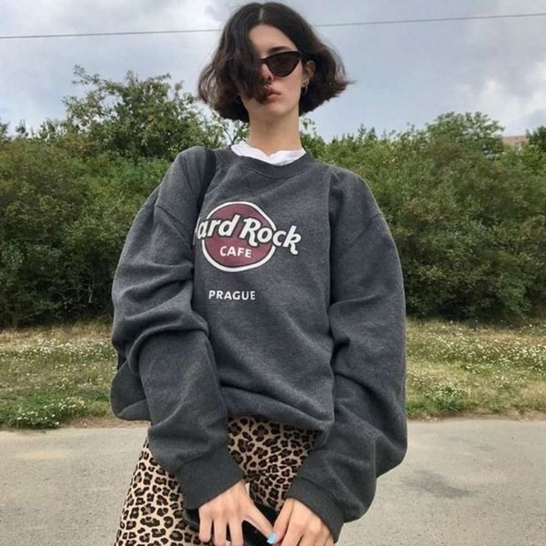 fall pullover crew neck long sleeve hard rock print loose women's sweater, Black 
fall pullover crew neck long sleeve hard rock print loose women's sweater, Black
