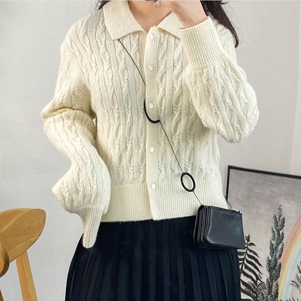 2021 turn-down collar knit sweater women's single breasted casual new ladies autumn winter cardigans knitwear with buttons vvwr, White;black 
2021 turn-down collar knit sweater women's single breasted casual new ladies autumn winter cardigans knitwear with buttons vvwr, White;black