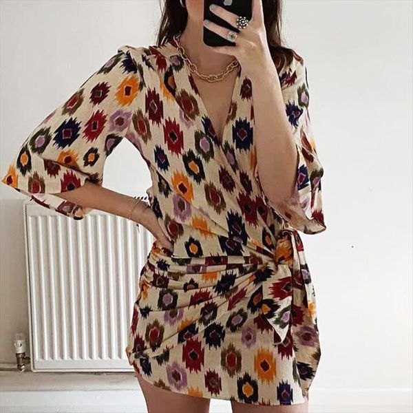 summer beach style vintage casual womens dress v neck print streetwear slim wrap tie short sleeve mini dresses, Black;gray
summer beach style vintage casual womens dress v neck print streetwear slim wrap tie short sleeve mini dresses, Black;gray