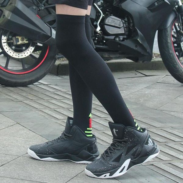 sports socks akexiya 2pairs/lot professional cycling men marathon running sock long compression, Black
sports socks akexiya 2pairs/lot professional cycling men marathon running sock long compression, Black