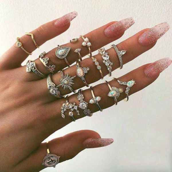 vintage hollowed-out star water drop ring 19pc/set charm midi finger ring set for women vintage boho knuckle party rings punk jewelry gift, Silver
vintage hollowed-out star water drop ring 19pc/set charm midi finger ring set for women vintage boho knuckle party rings punk jewelry gift, Silver