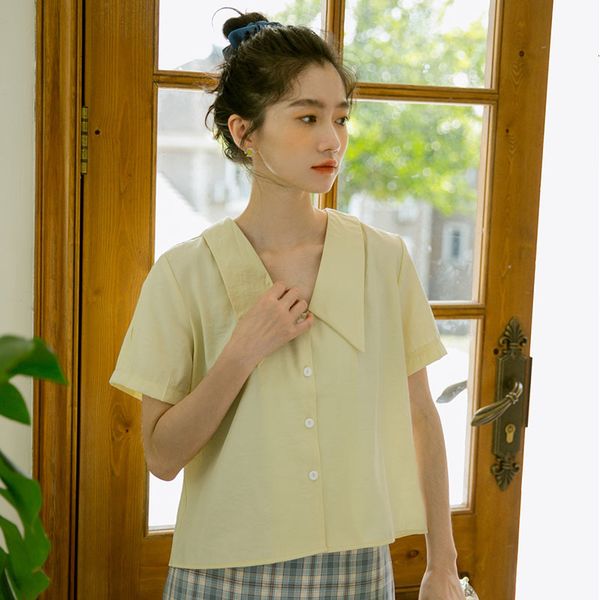 2021 new women casual turn down collar yellow blouse summer female single breasted loose fit short elegant lady shirt stya, Tan;black
2021 new women casual turn down collar yellow blouse summer female single breasted loose fit short elegant lady shirt stya, Tan;black