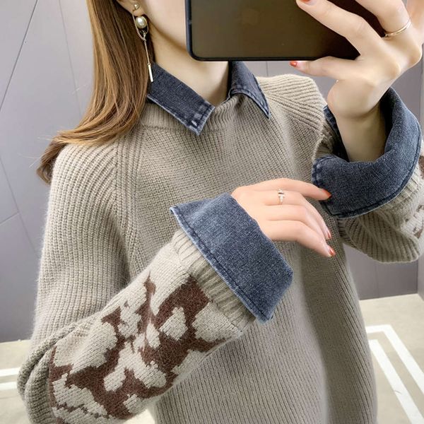 loose and lazy style sweater for women's winter extra heavy wear, White;black 
loose and lazy style sweater for women's winter extra heavy wear, White;black