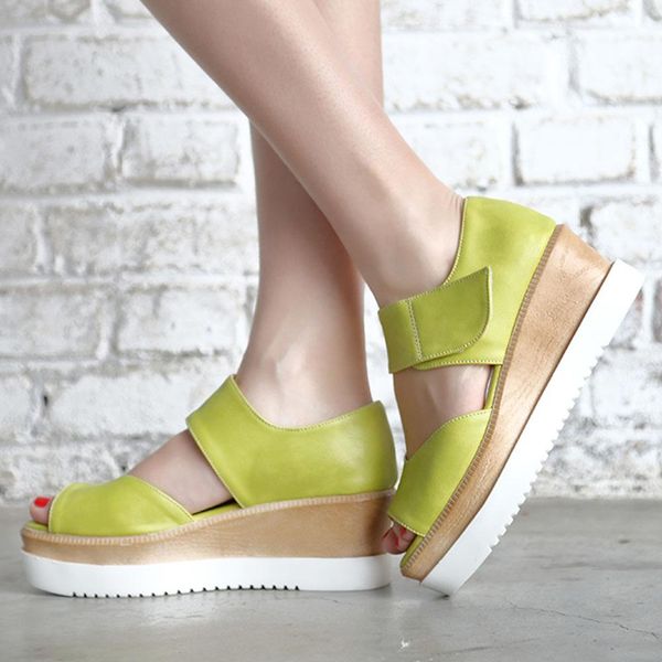 fashion women slides sandals ladies flat platform wedges high heels summer thick soles gear bottoms sandal 2021 casual shoes woman big size, Black
fashion women slides sandals ladies flat platform wedges high heels summer thick soles gear bottoms sandal 2021 casual shoes woman big size, Black
