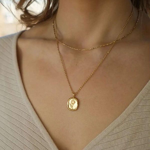pendant necklaces 18k gold plated sunflower necklace for stainless steel chain jewelry, Silver
pendant necklaces 18k gold plated sunflower necklace for stainless steel chain jewelry, Silver