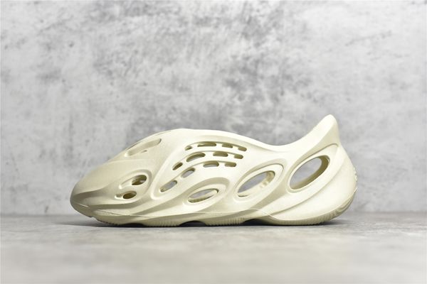 summer sports hole basketball shoes sand yellow men's and women's same size 36-46
summer sports hole basketball shoes sand yellow men's and women's same size 36-46