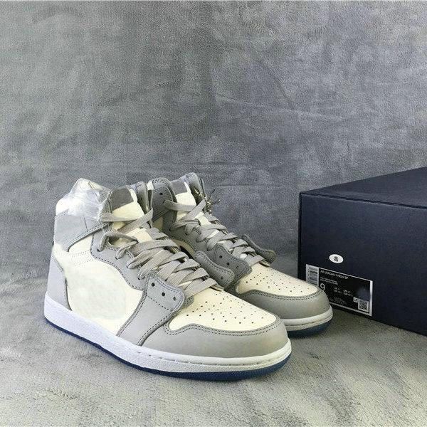 1 grey high low sports shoes mens women 1s wolf grey sail pn dust white trainers man sneakers, White;red
1 grey high low sports shoes mens women 1s wolf grey sail pn dust white trainers man sneakers, White;red