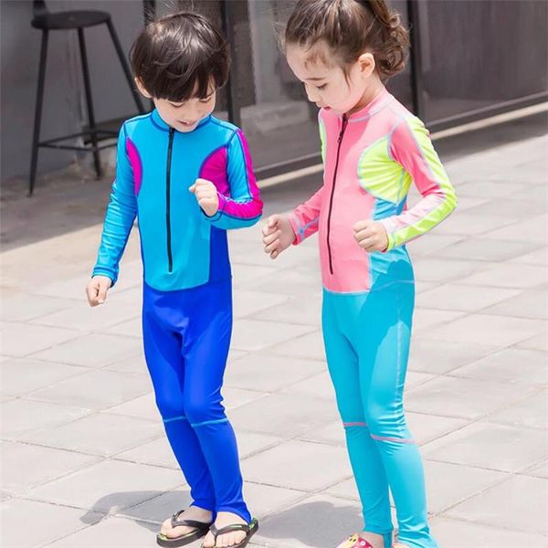 one-piece suits 2021 children's swimwear long sleeve swimsuit for girl boy kids full cover bathing suit with front zipper uv beach cost
one-piece suits 2021 children's swimwear long sleeve swimsuit for girl boy kids full cover bathing suit with front zipper uv beach cost