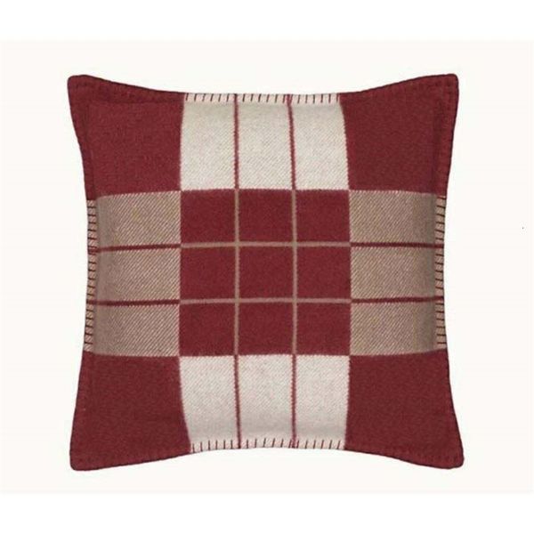 2021 new h stripe letter brown gray wool & cashmere knitted soft for adults pillowcase thread yarn dyed plaid cushion cover 45x45cm 1uyb
2021 new h stripe letter brown gray wool & cashmere knitted soft for adults pillowcase thread yarn dyed plaid cushion cover 45x45cm 1uyb
