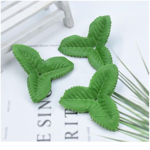 100pcs silk leaf diy gifts candy box decorative flowers christmas wreaths artificial plants fake green rose leaves scra qyllti
100pcs silk leaf diy gifts candy box decorative flowers christmas wreaths artificial plants fake green rose leaves scra qyllti