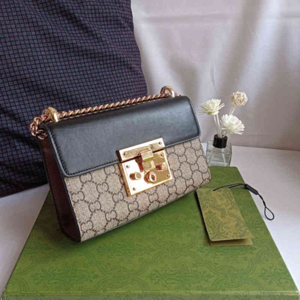 2022 factory wholesale new model real object with women's leather double chain single shoulder messenger small square bags
2022 factory wholesale new model real object with women's leather double chain single shoulder messenger small square bags