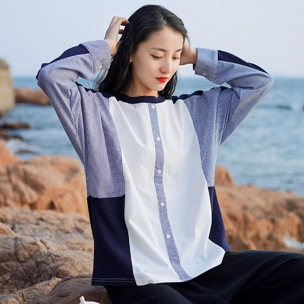 women's t-shirt stripe splicing women t-shirts o-neck long sleeve cotton woman autumn 2021 button decoration pullover female tee, White
women's t-shirt stripe splicing women t-shirts o-neck long sleeve cotton woman autumn 2021 button decoration pullover female tee, White