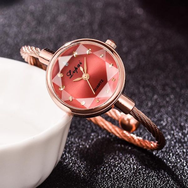 wristwatches lvpai brand luxury women watch mini alloy fashion casual ladies watches elegant rhinestones bracelet clock relogio feminino, Slivery;brown
wristwatches lvpai brand luxury women watch mini alloy fashion casual ladies watches elegant rhinestones bracelet clock relogio feminino, Slivery;brown