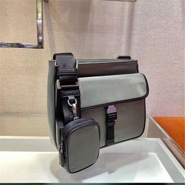design hand 2021 new lady silver nylon sports casual shoulder messenger commuter bag