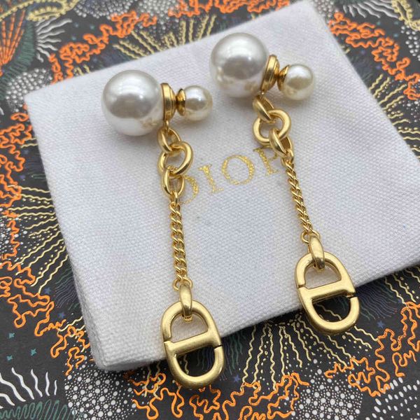 designer jewelry size pearl tassel chain female parents' letter back hanging earrings wind, Silver
designer jewelry size pearl tassel chain female parents' letter back hanging earrings wind, Silver