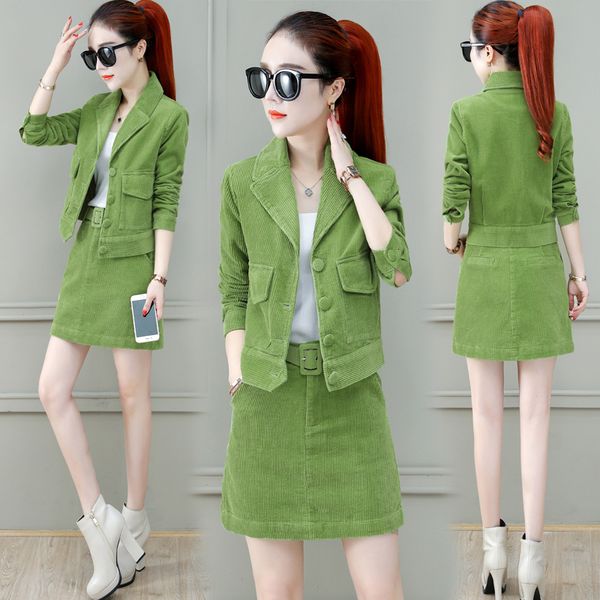 conjunct of pieces new autumn fashion velvet jacket high-waisted skirt temperament ladies tender spring self-cultivation wild m2tp, White
conjunct of pieces new autumn fashion velvet jacket high-waisted skirt temperament ladies tender spring self-cultivation wild m2tp, White