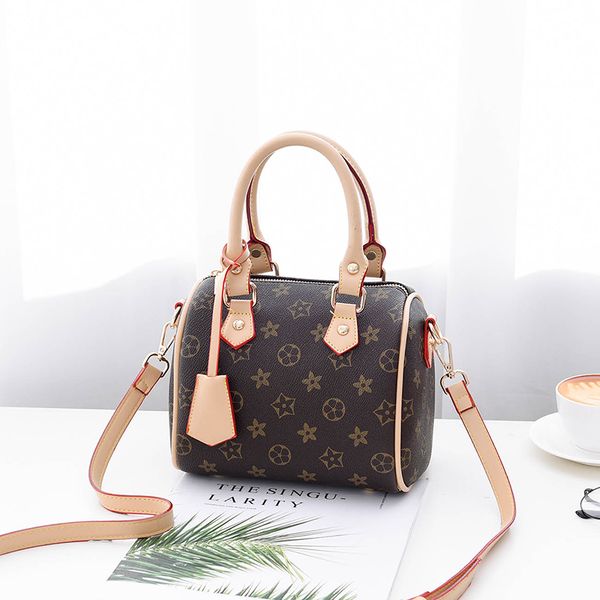 day packs boston pillow bag women s 2021 new handbag fashion shoulder messenger bag summer mini bag
day packs boston pillow bag women s 2021 new handbag fashion shoulder messenger bag summer mini bag
