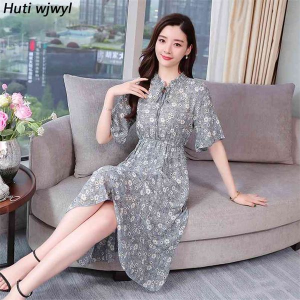 blue floral chiffon boho midi dresses summer vintage plus size print beach sundress elegant women bodycon party vestidos 210528, Black;gray
blue floral chiffon boho midi dresses summer vintage plus size print beach sundress elegant women bodycon party vestidos 210528, Black;gray