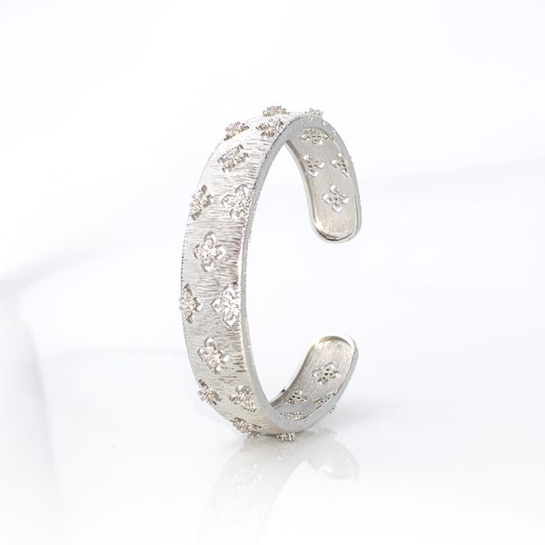 fashion luxury cuff bangles zircon flower snowflake copper bangle for womens designer bracelets classical simple dating proposal wedding jew, White
fashion luxury cuff bangles zircon flower snowflake copper bangle for womens designer bracelets classical simple dating proposal wedding jew, White