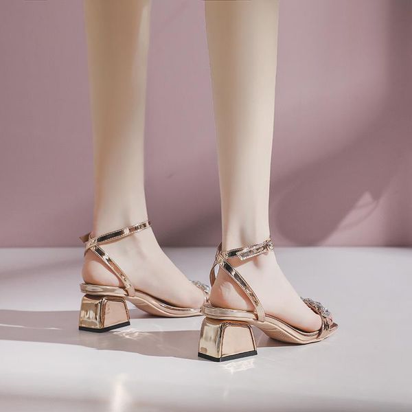 sandals 2021 summer sandal fairy style in metal with the student versatile square head chunky single shoe women, Black
sandals 2021 summer sandal fairy style in metal with the student versatile square head chunky single shoe women, Black