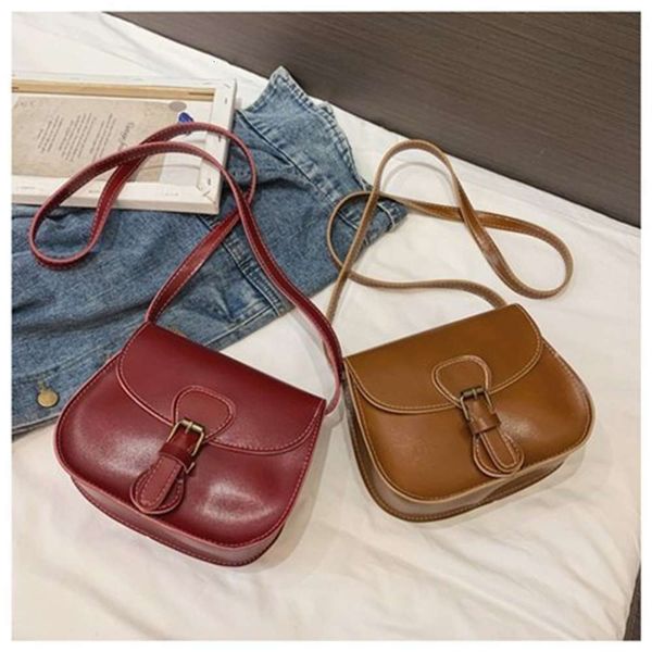 autumn slanting small square solid color one shoulder mobile phone change women's leisure bag
autumn slanting small square solid color one shoulder mobile phone change women's leisure bag